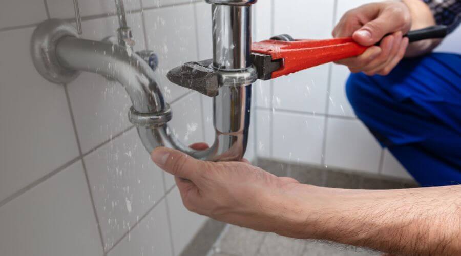 Expert burst pipe repair services in Baird, TX